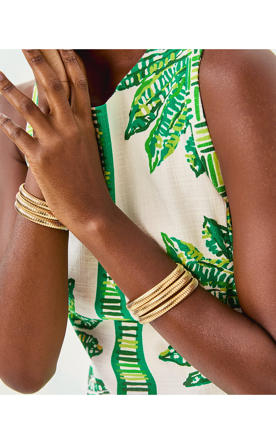 CHEVS KISS CUFF BRACELET | GOLD METALLIC