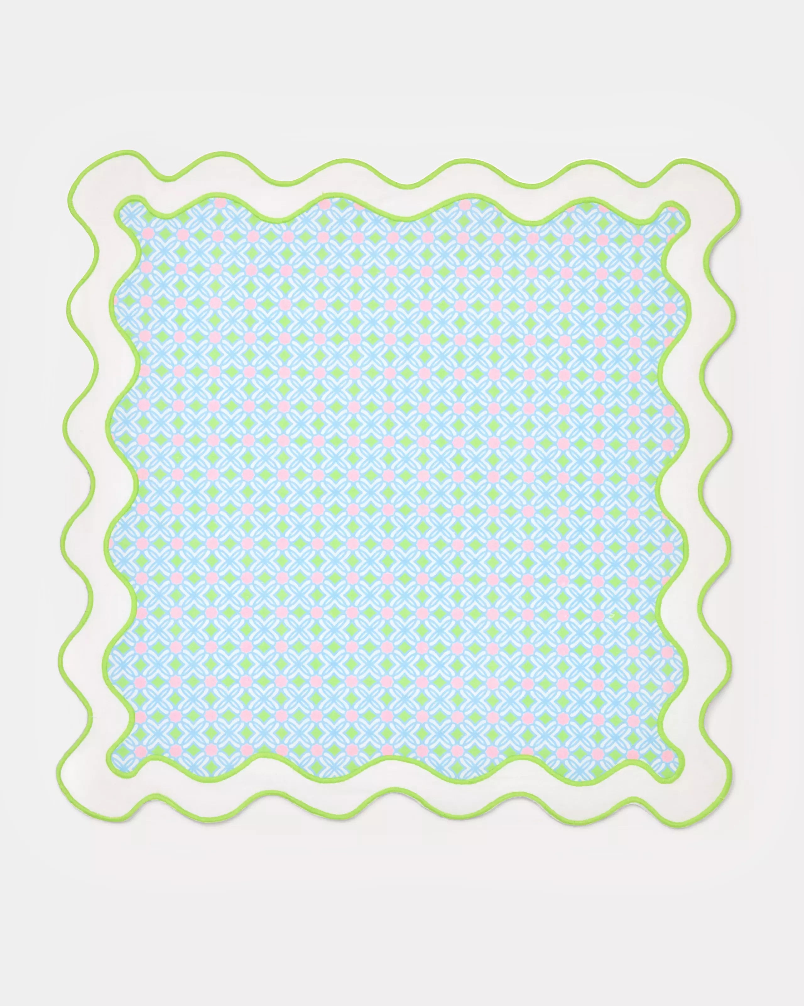 PRINTED SCALLOPED DINNER NAPKIN | JADE LIME