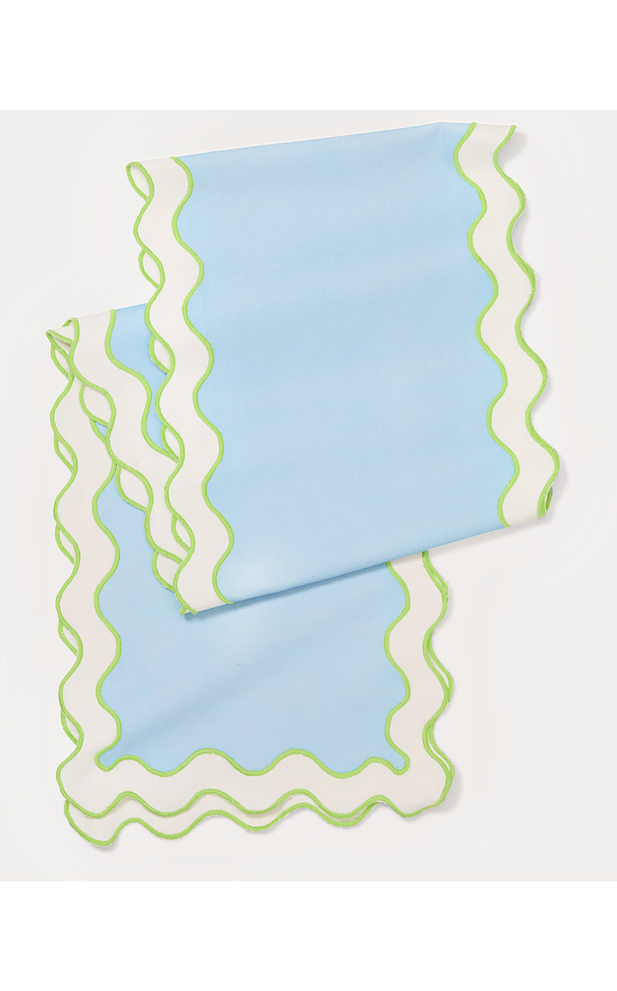 SOLID SCALLOPED TABLE RUNNER | BLUETTE