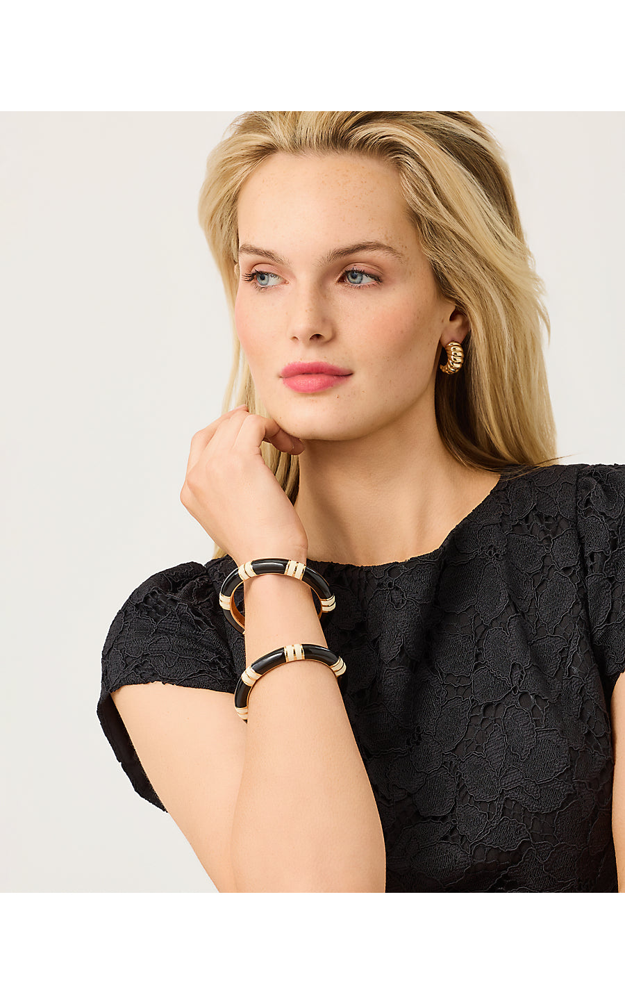 BLUSHING BLOOMS BRACELET | NOIR